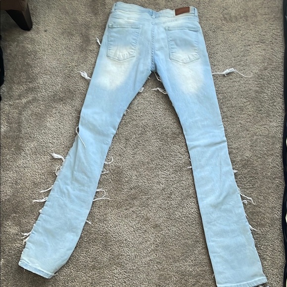 Distressed Light Blue Jeans - Picture 3 of 4